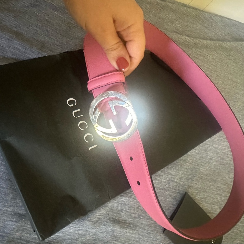 Sold ❌ Gucci Pink and Silver Belt Elegant Accessory